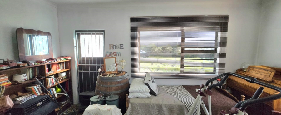 1 Bedroom Property for Sale in Franskraal Western Cape